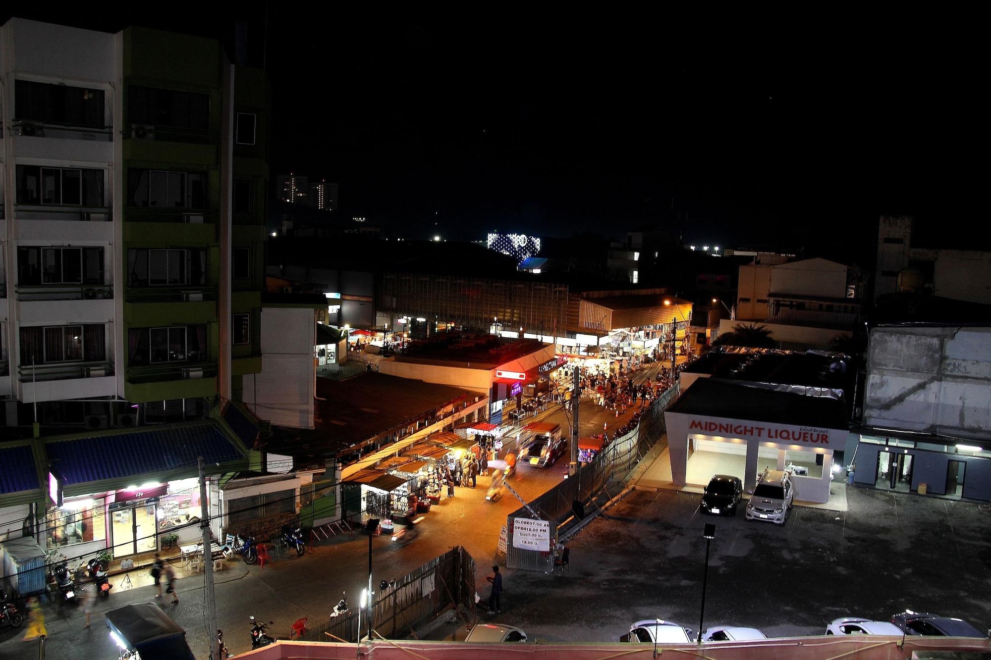 7 Days Premium Hotel Pattaya Exteriér fotografie